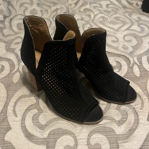 lucky Brand heels
